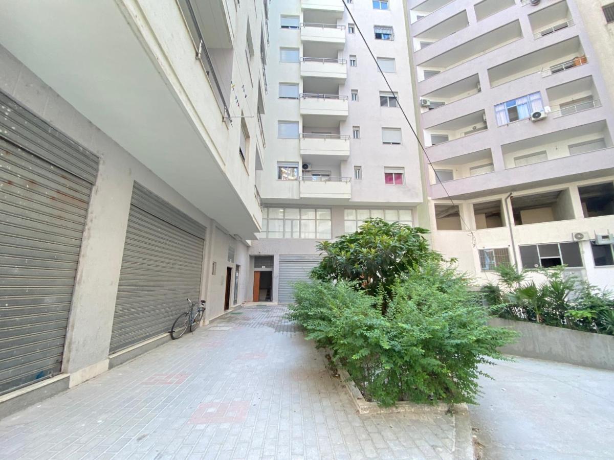 Gus Apartament Vlorë Exterior foto
