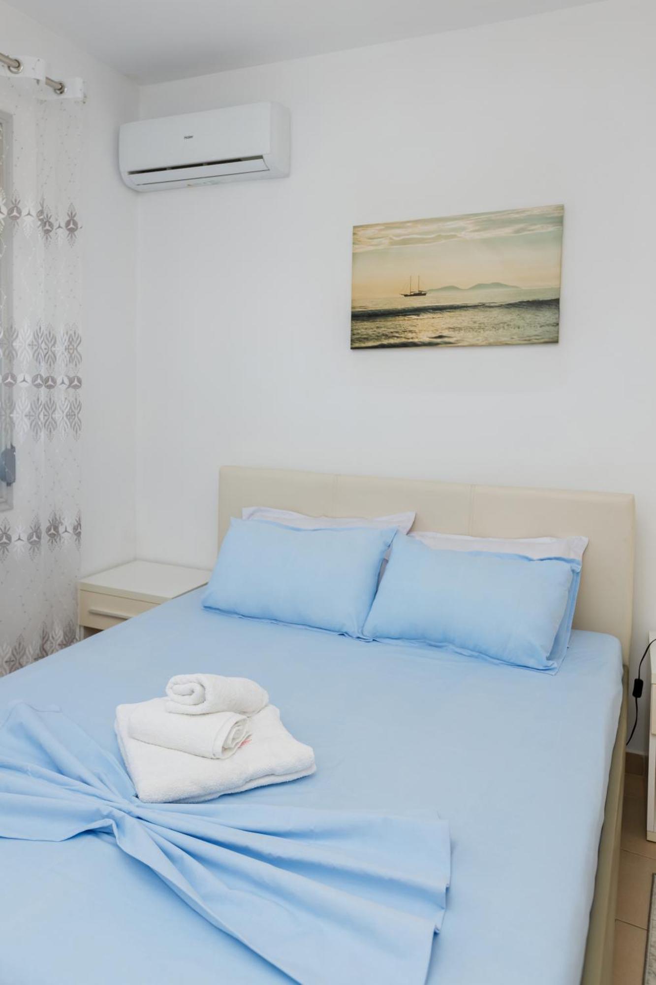 Gus Apartament Vlorë Exterior foto