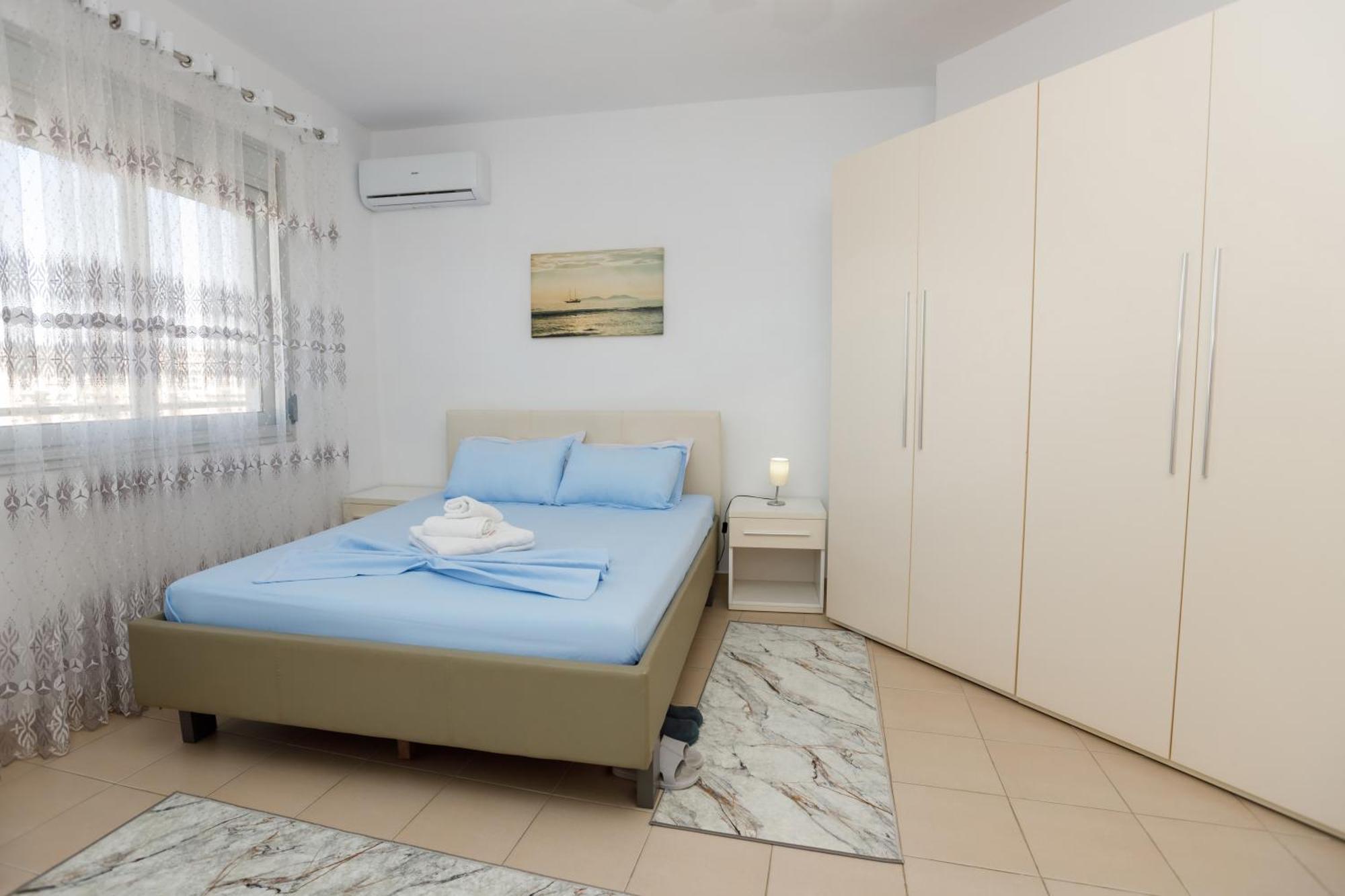 Gus Apartament Vlorë Exterior foto